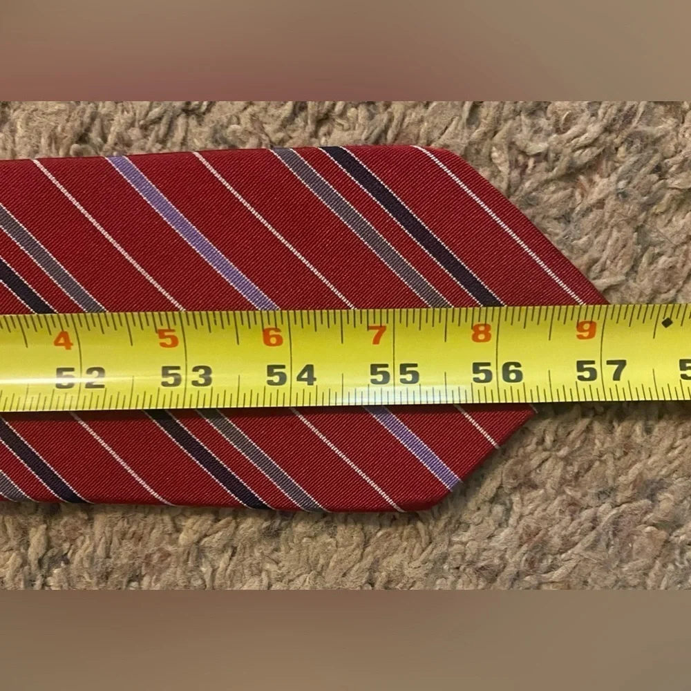 Banana Republic Silk Tie 57”L x 3.5W